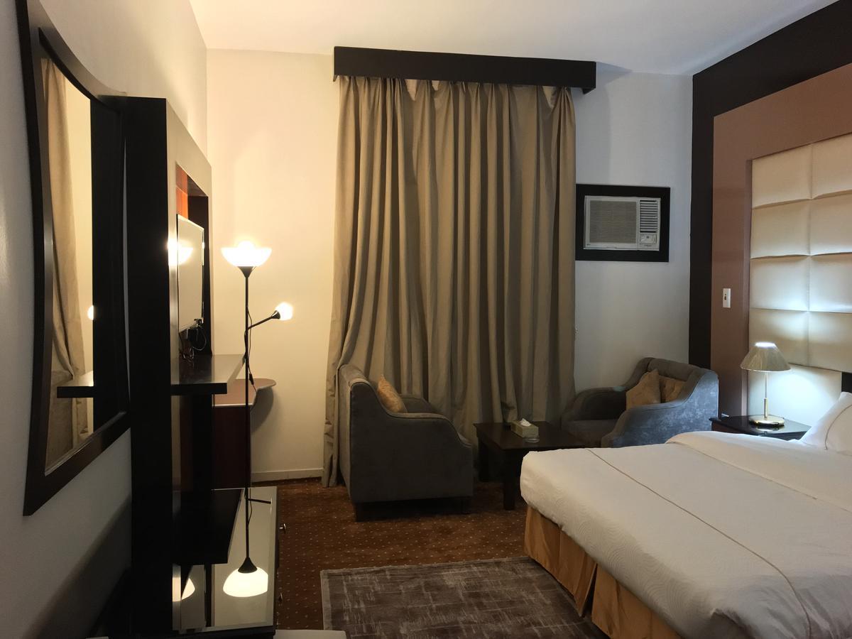 Dama Hotel Duba Exterior photo